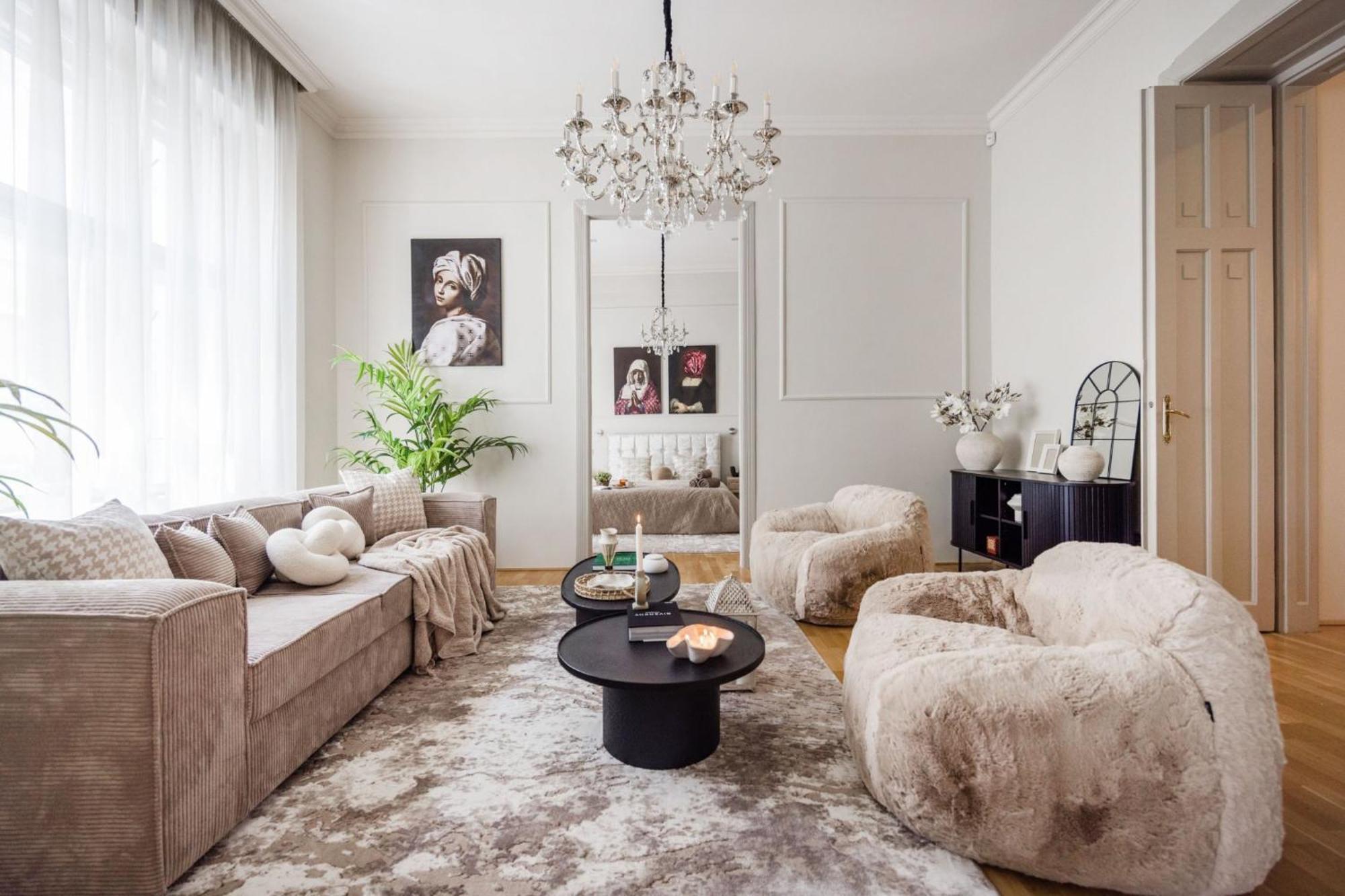 Timeless Elegant Apartment By Opera House Budapest Exterior photo